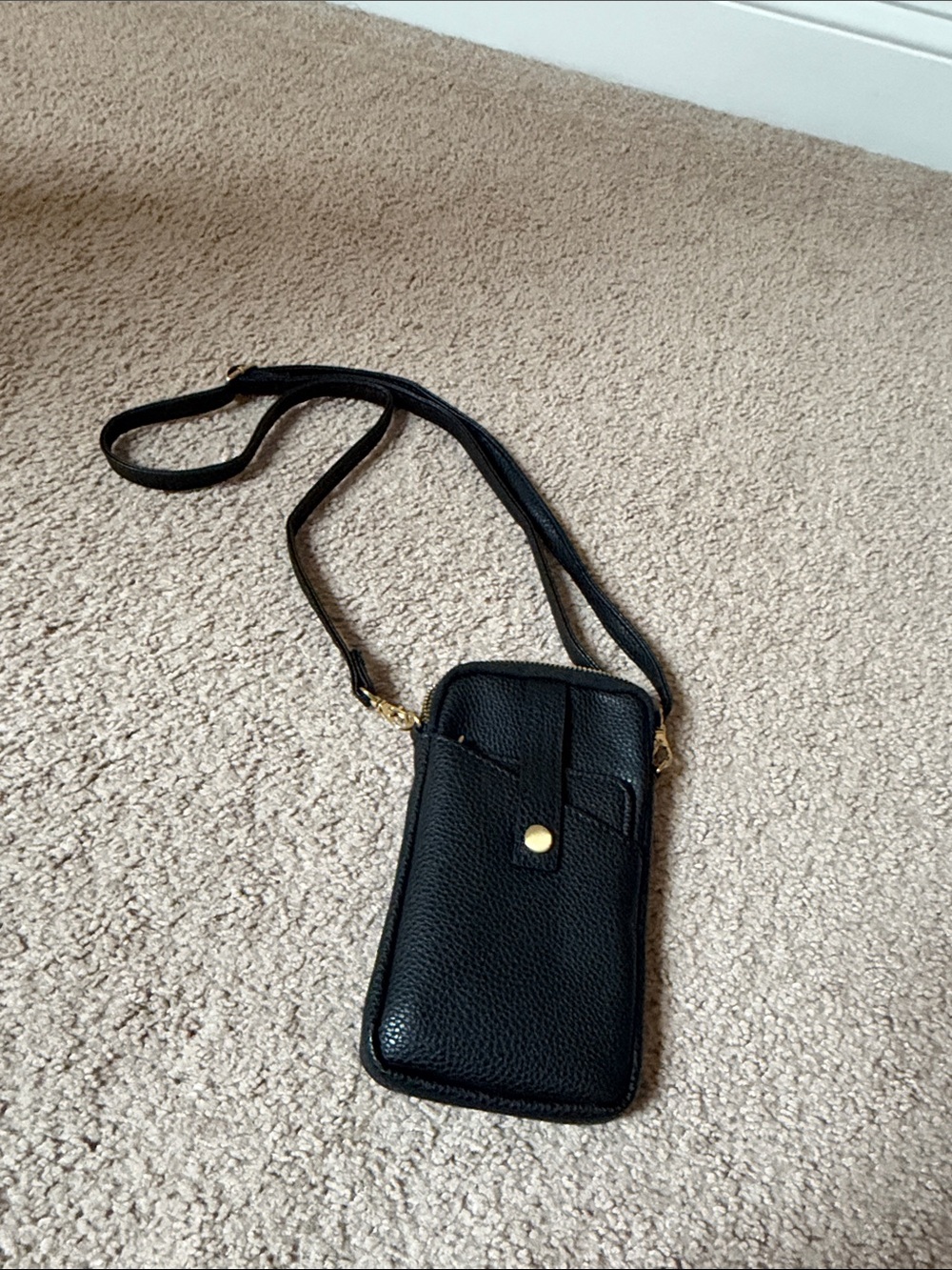 Universal Black Crossbody Phone Wallet Case - Hands-Free Carry